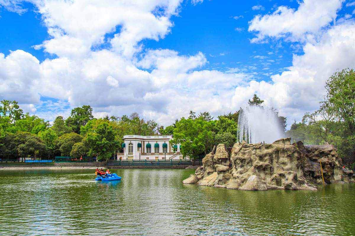 mexico-city-bosque-chapultepec.jpg