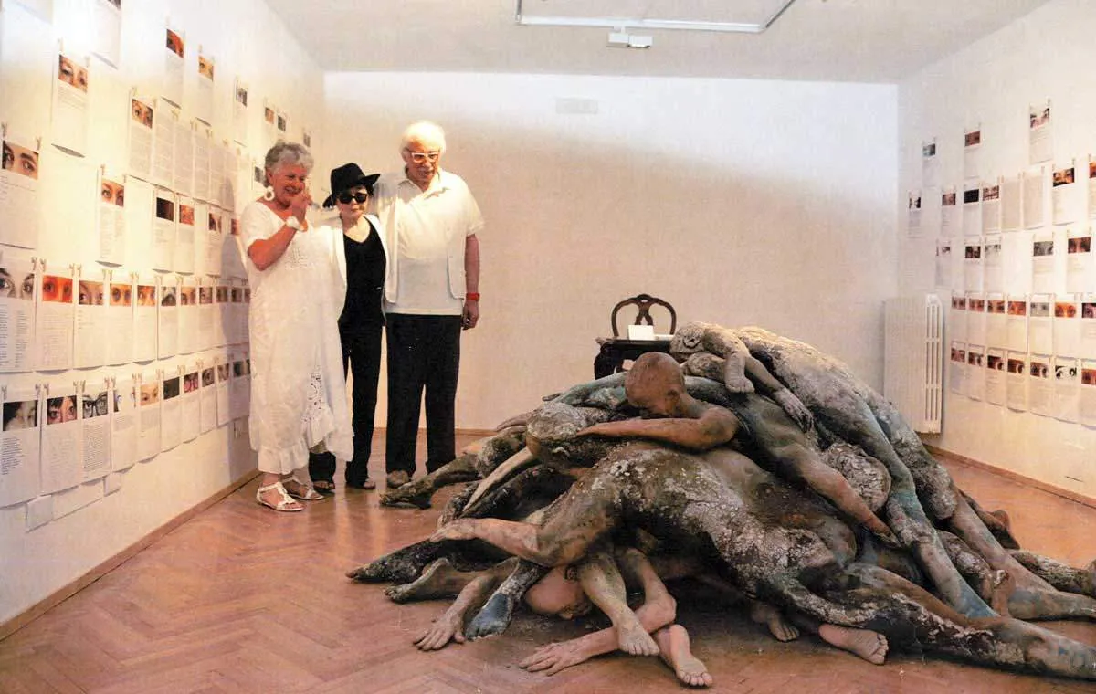 arising-yoko-ono-installation-art-femini