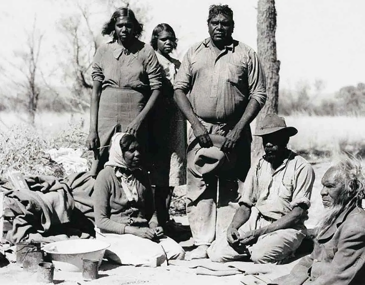 albert-namatjira-and-family.jpg