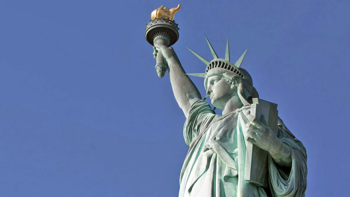 new-york-city-statue-liberty.jpg