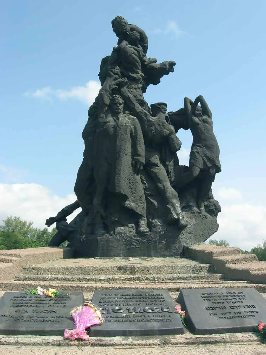 babi-yar-memorial.jpg