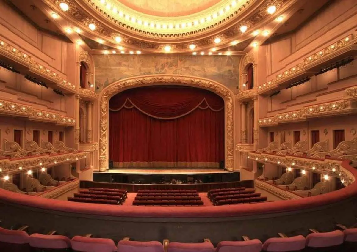 rio-de-janeiro-theatre.jpg