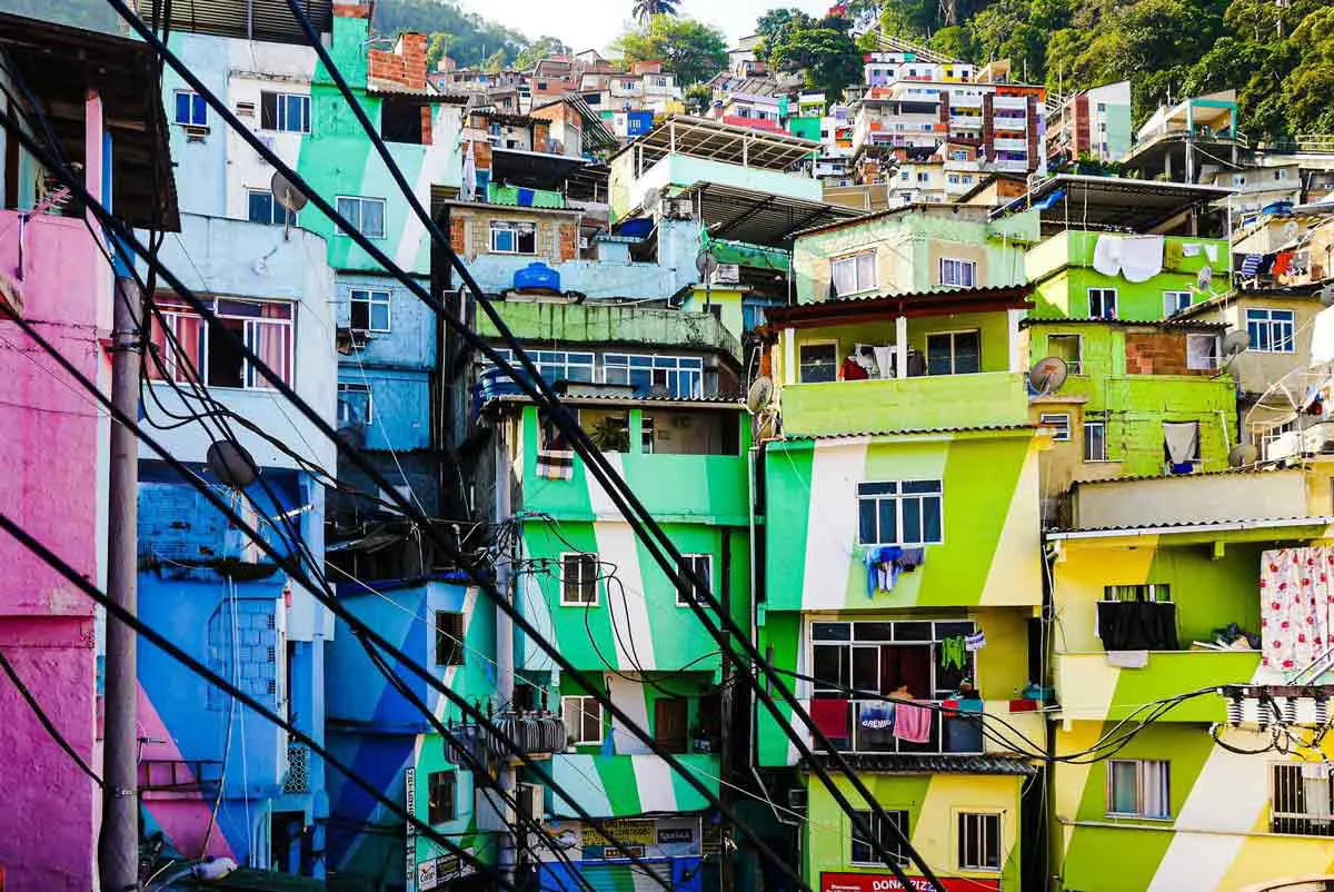 rio-de-janeiro-favelas.jpg