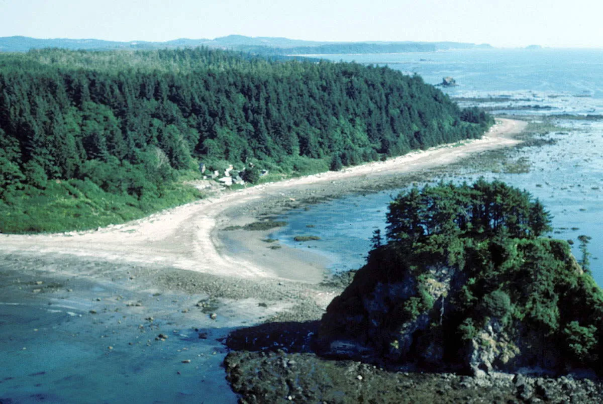 ozette-archaeological-site.jpg