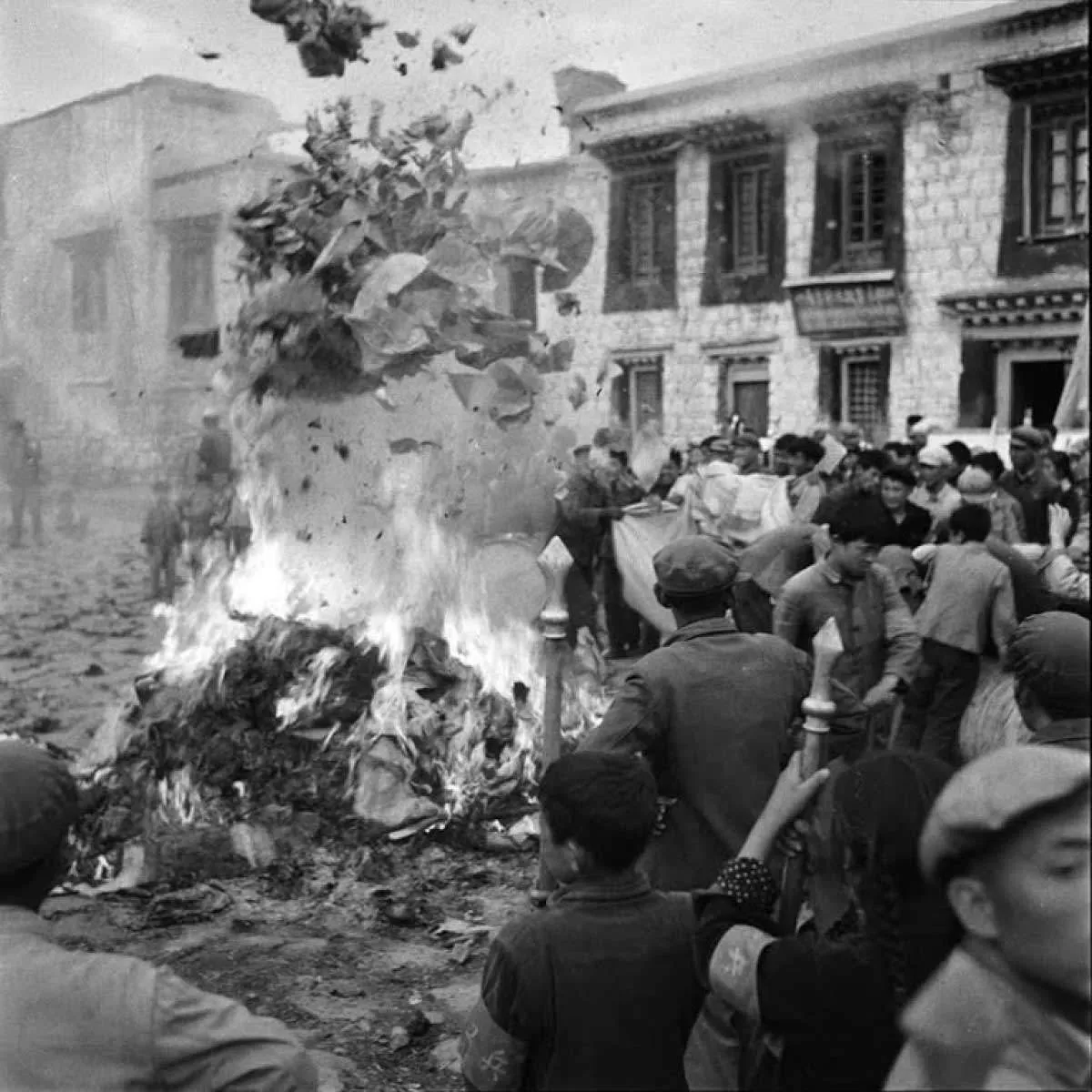 religious-scriptures-texts-burned-lhasa-