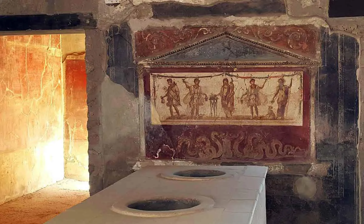 thermopolium-di-vetutius-placidus.jpg