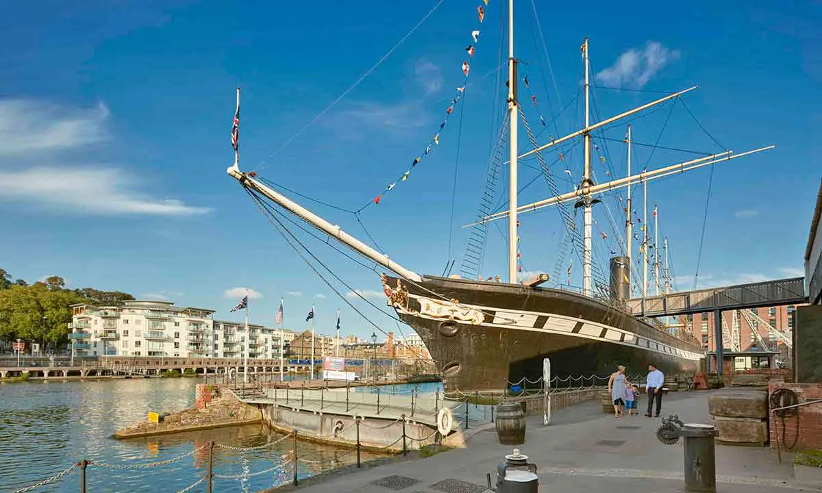 england-bristol-boat.jpg