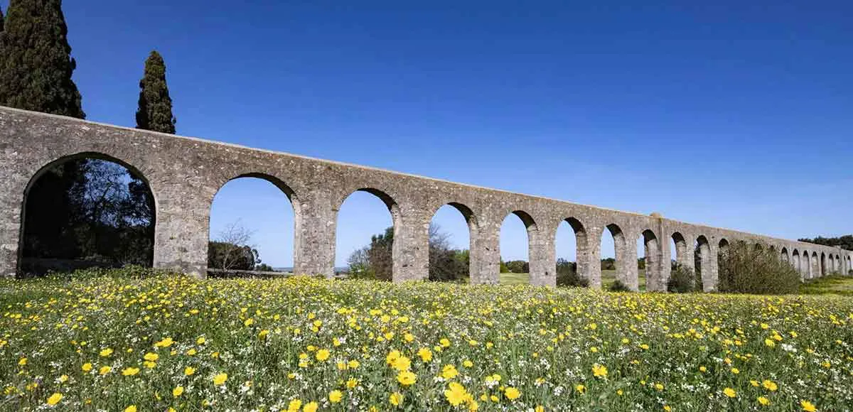 evora-aquaduct.jpg