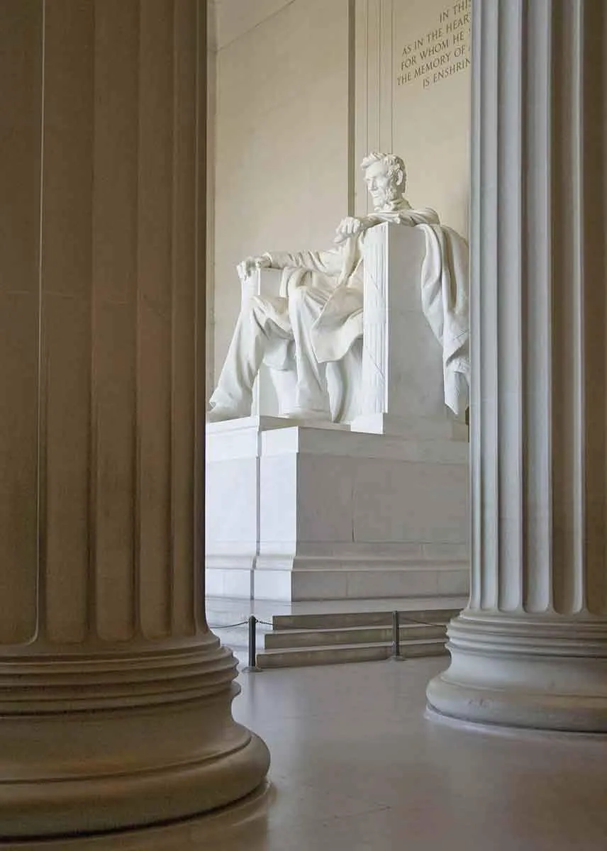 lincoln-memorial-statue.jpg