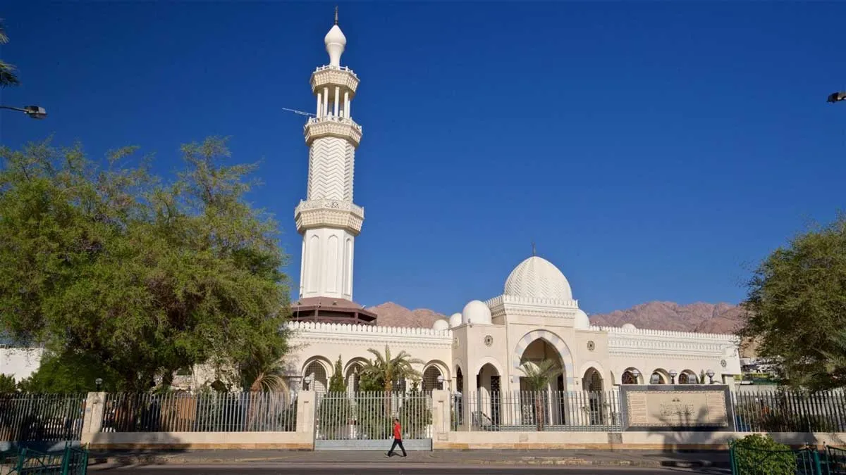 sharif-hussein-bin-ali-mosque-aqaba.jpg