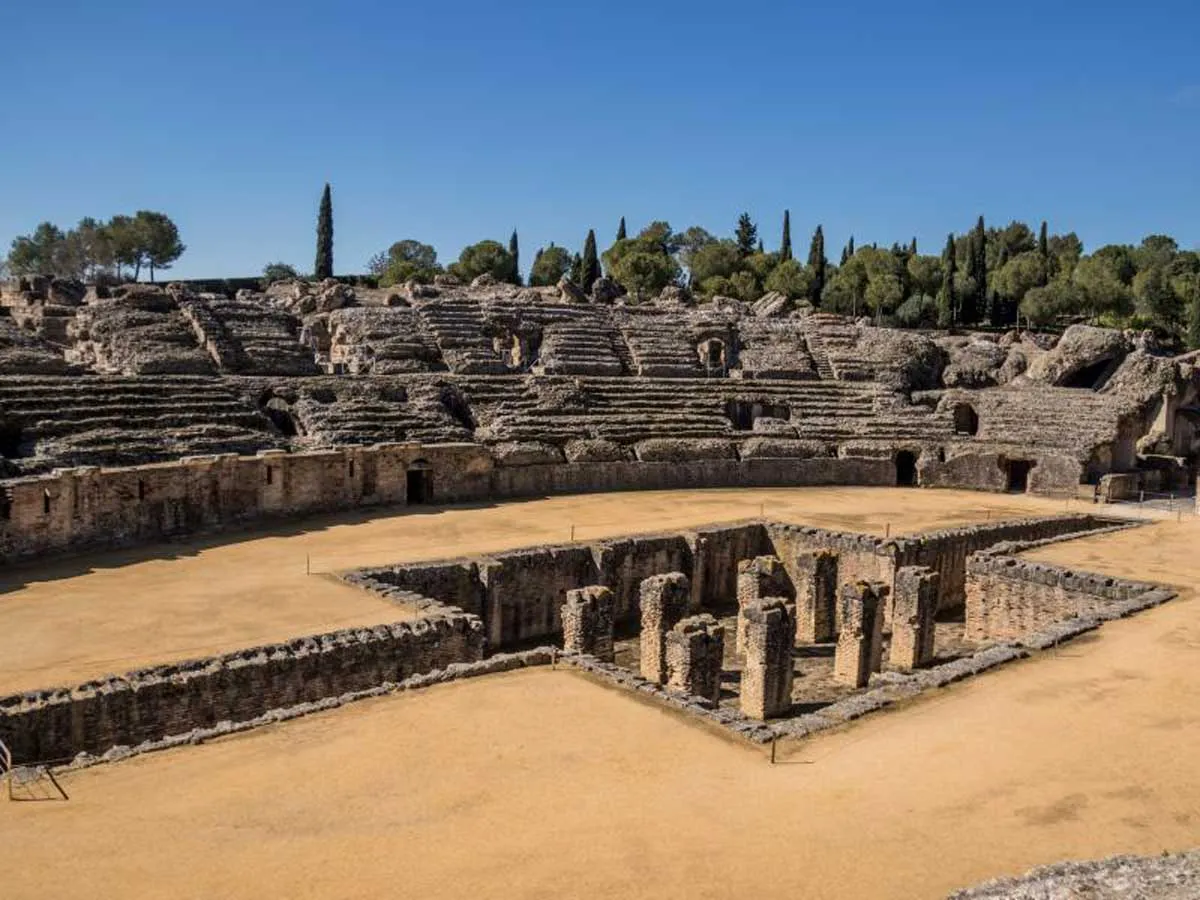 italica-roman-amphitheatre.jpg