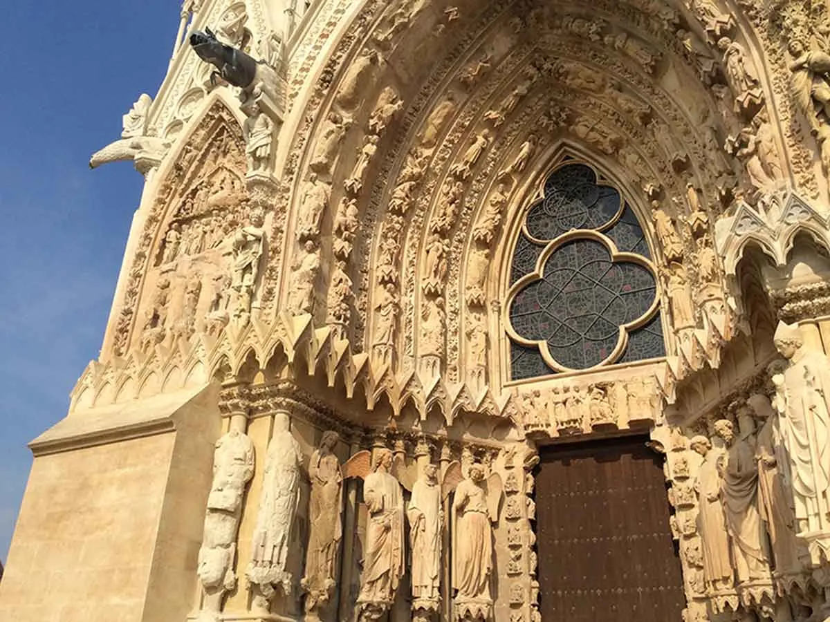 cathedral-reims-archivolts-gothic-cathed