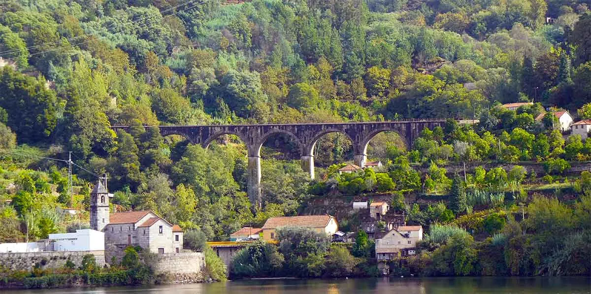 douro-river-village.jpg