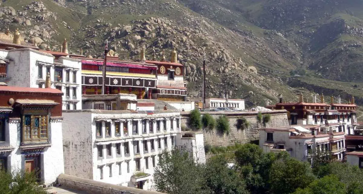 drepung-monastery-tibet.jpg