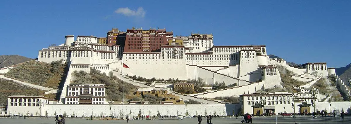 potala-palace-panorama.jpg