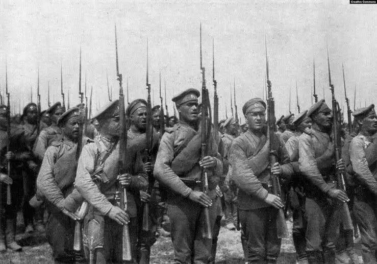 russian-soldiers-on-eastern-front.jpg