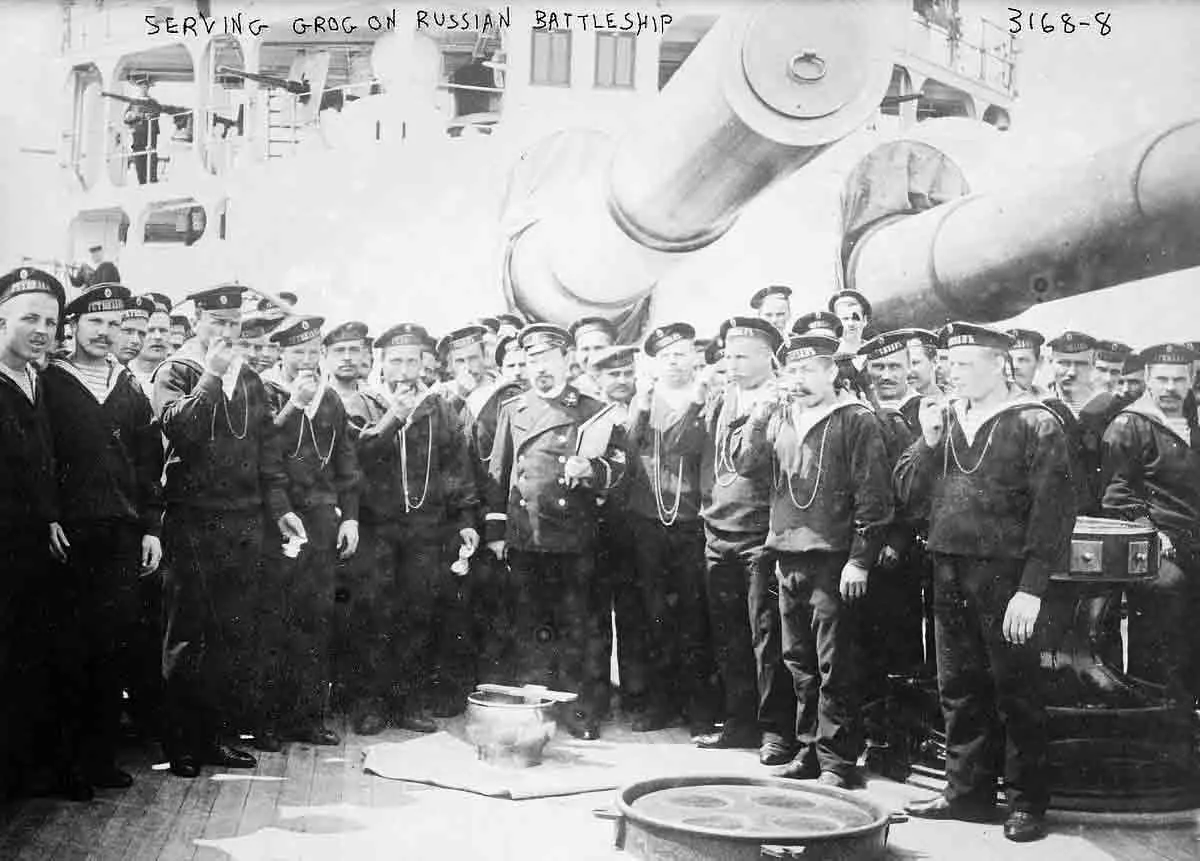 russian-battleship-crew-loc.jpg