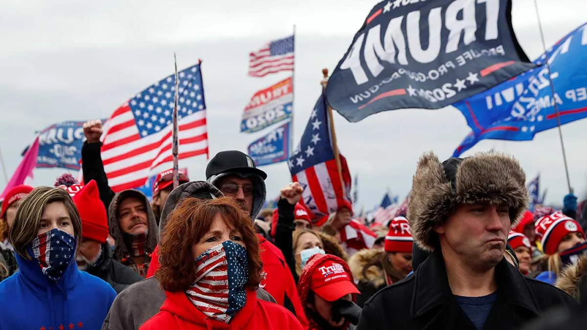 trump-rally-populism.jpg