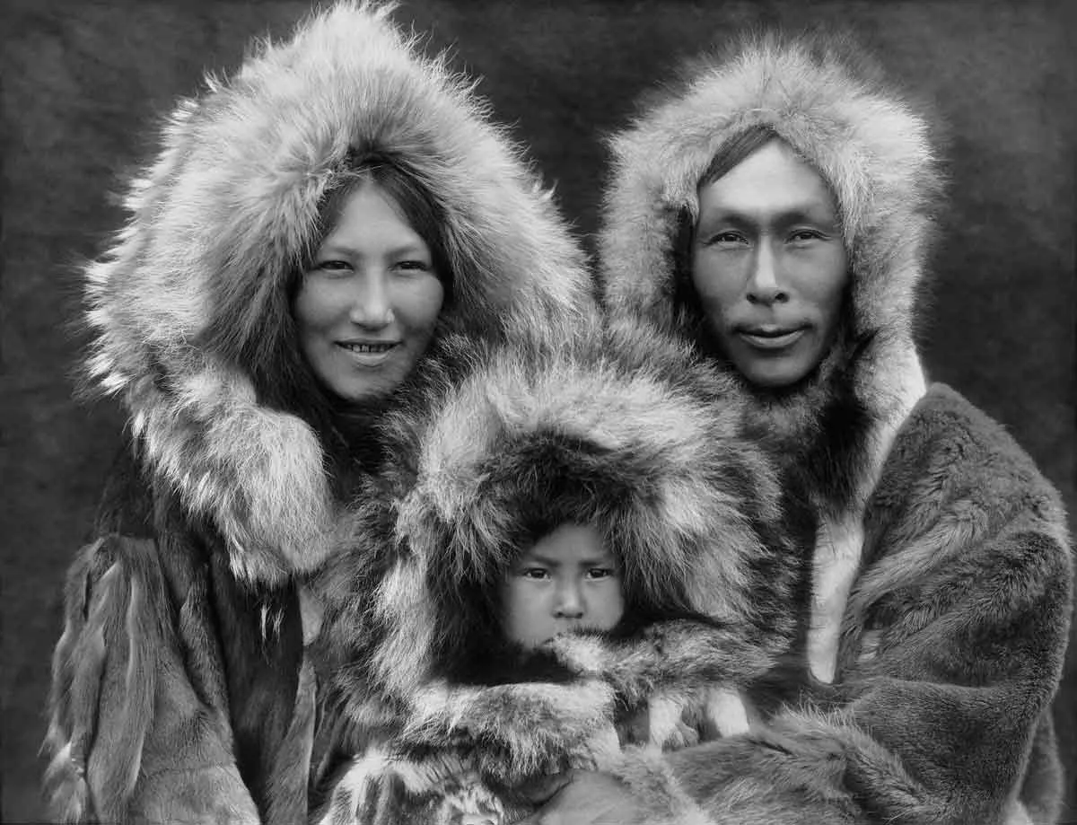 inupiat-family-alaska.jpg