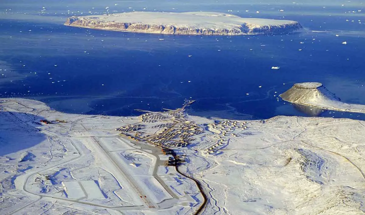 arctic air base polynya