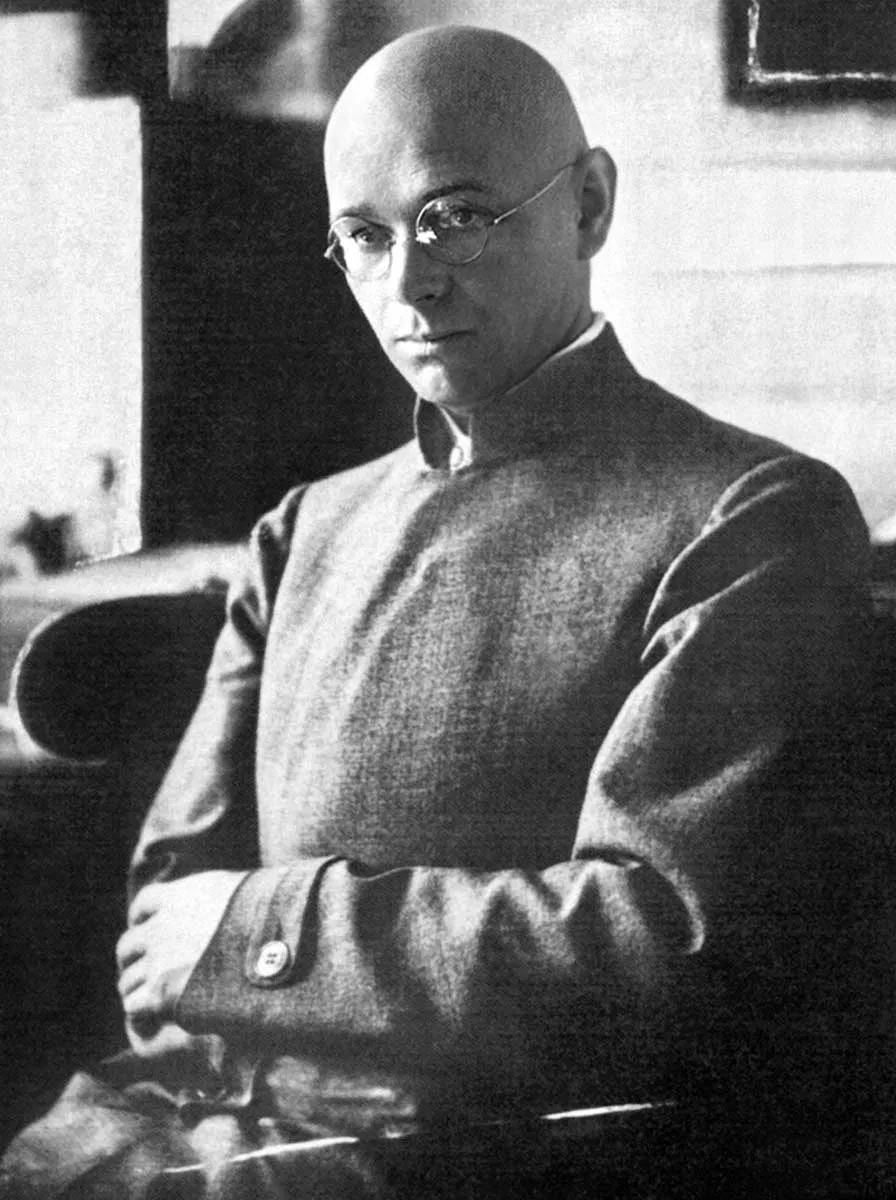 johannes itten bauhaus photo