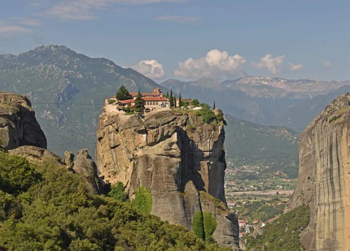 monastery holy trinity meteora greece