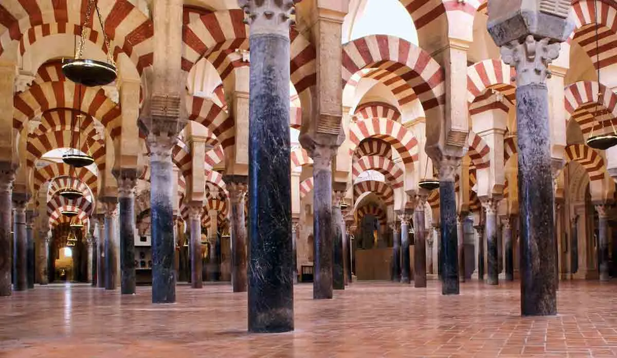 mosque cathedral cordoba moorish spain