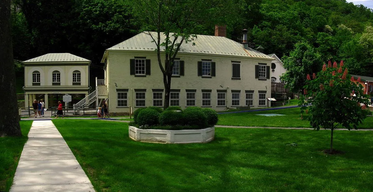 berkeley springs state park west virginia