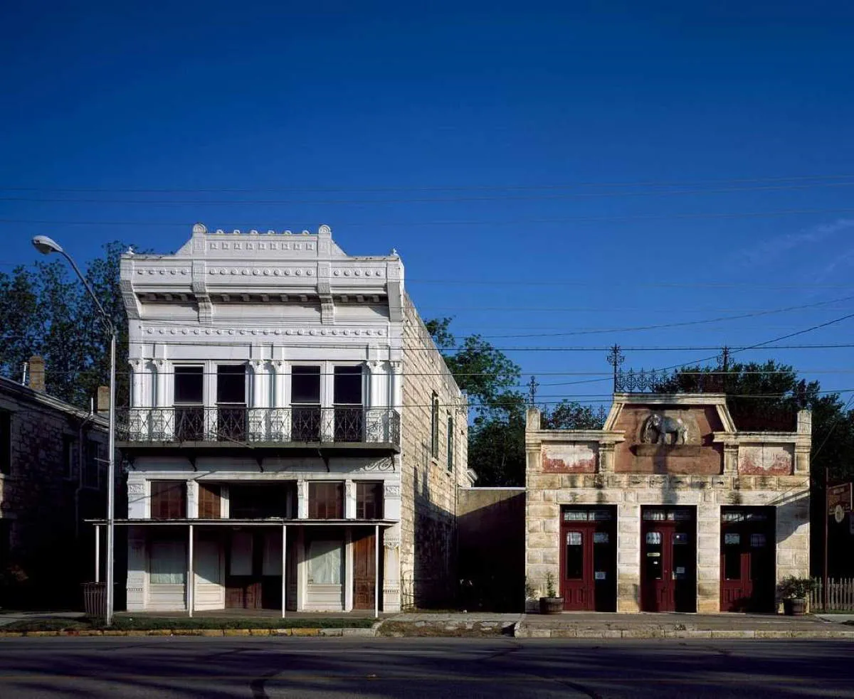 old buildings in fredericksburg texas