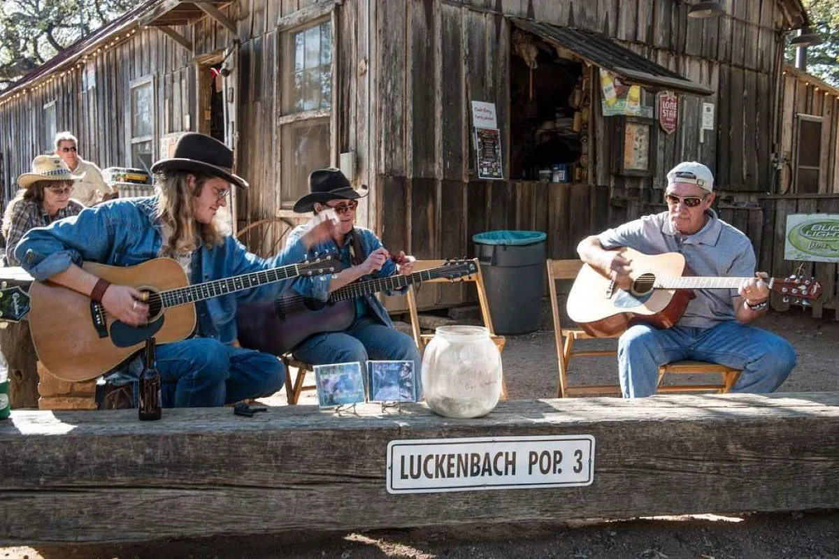 jam session luckenbach texas