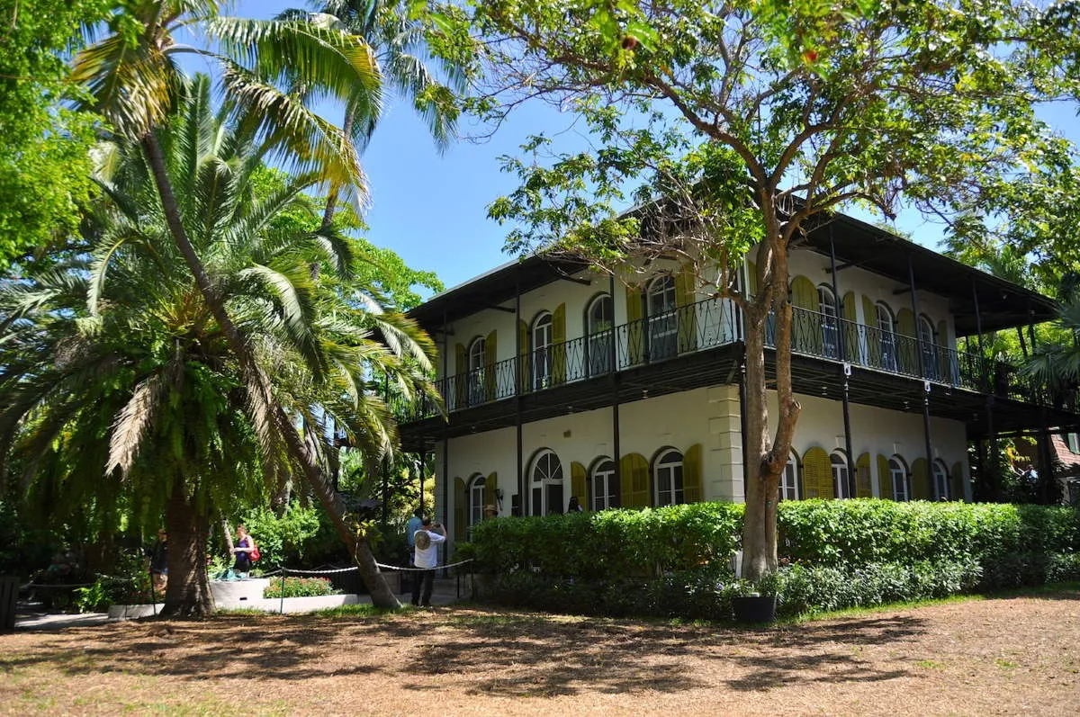 ernest hemingway home museum key west