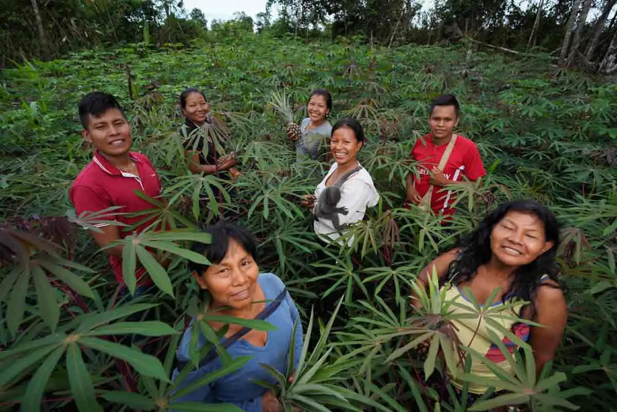 Photograph of people in chagra