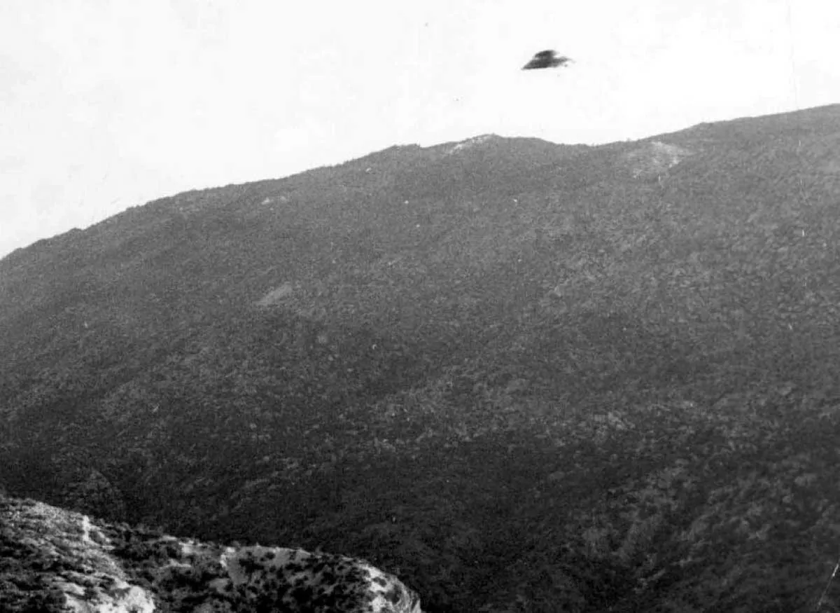 ufo sighting report riverside california project blue book