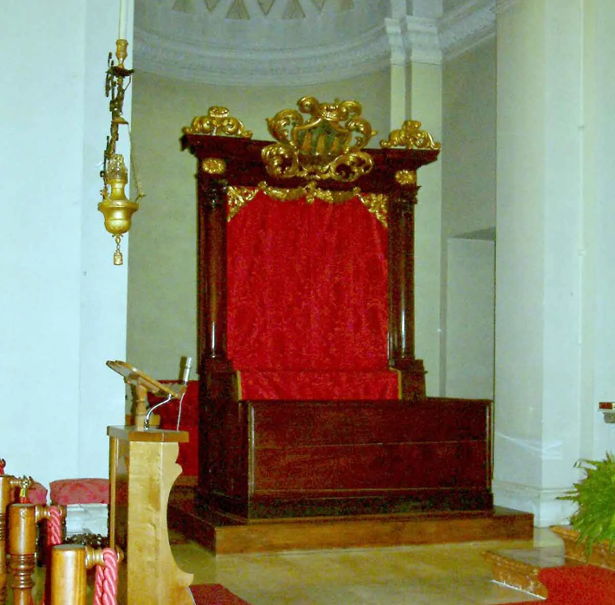 Captains Regent Throne