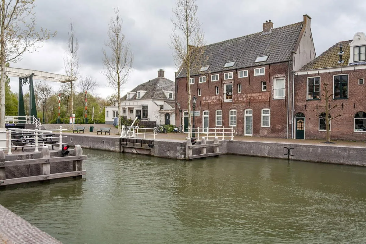 houses weesp netherlands