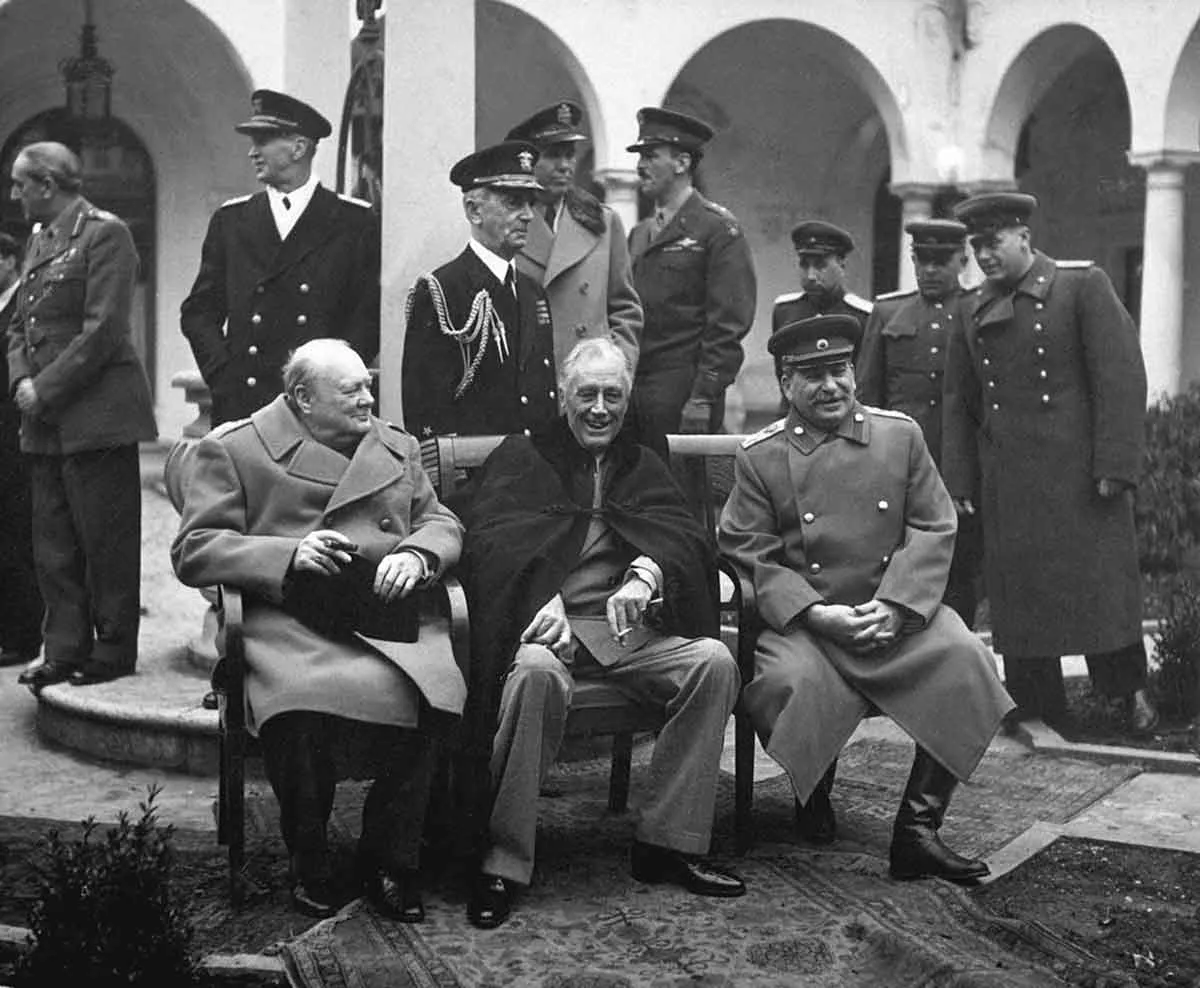 yalta-conference-1945