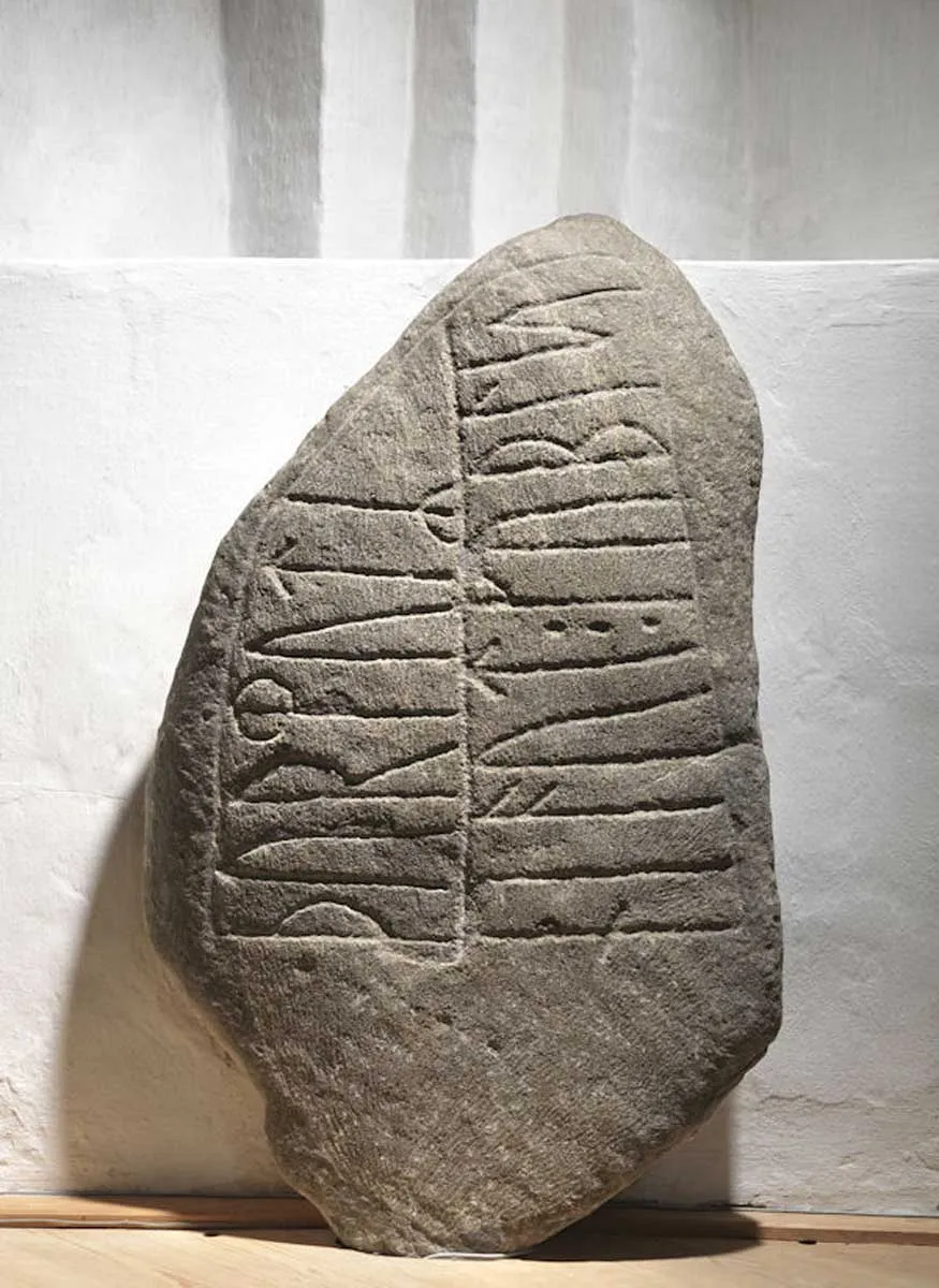 norre naera runestone