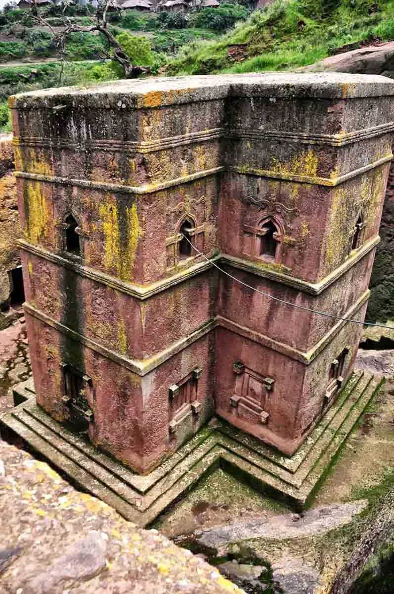 rock cut church lalibela solomonic dynasty