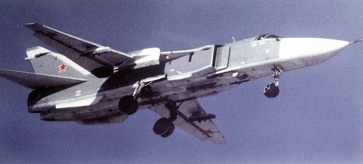 su 24 fencer