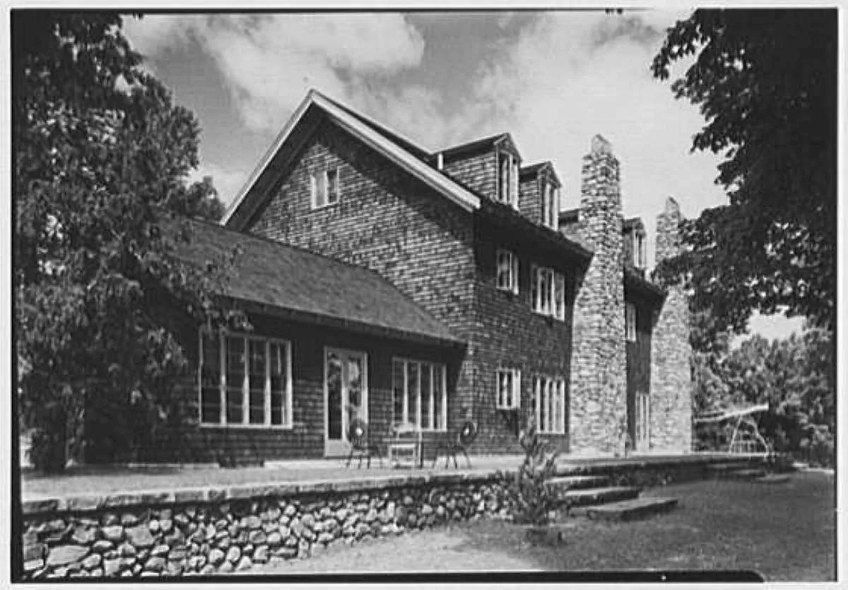 cedar ledge residence schroon lake ny