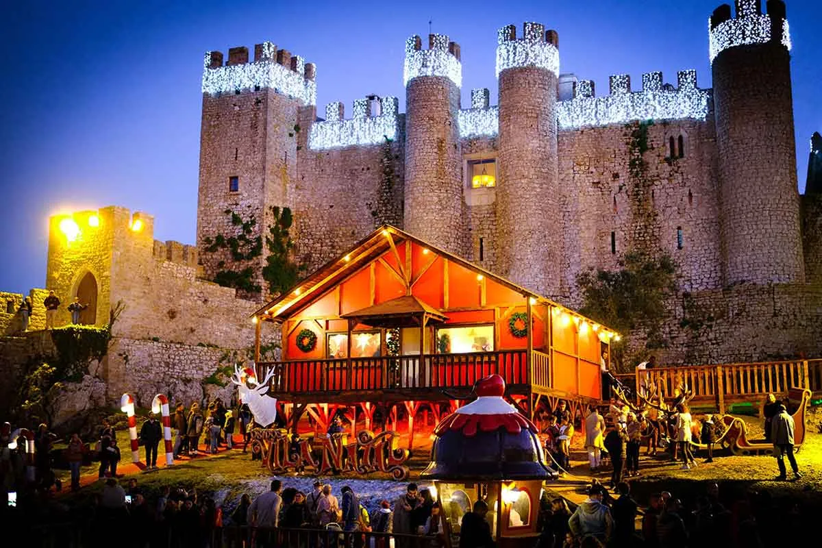 obidos castle christmas market