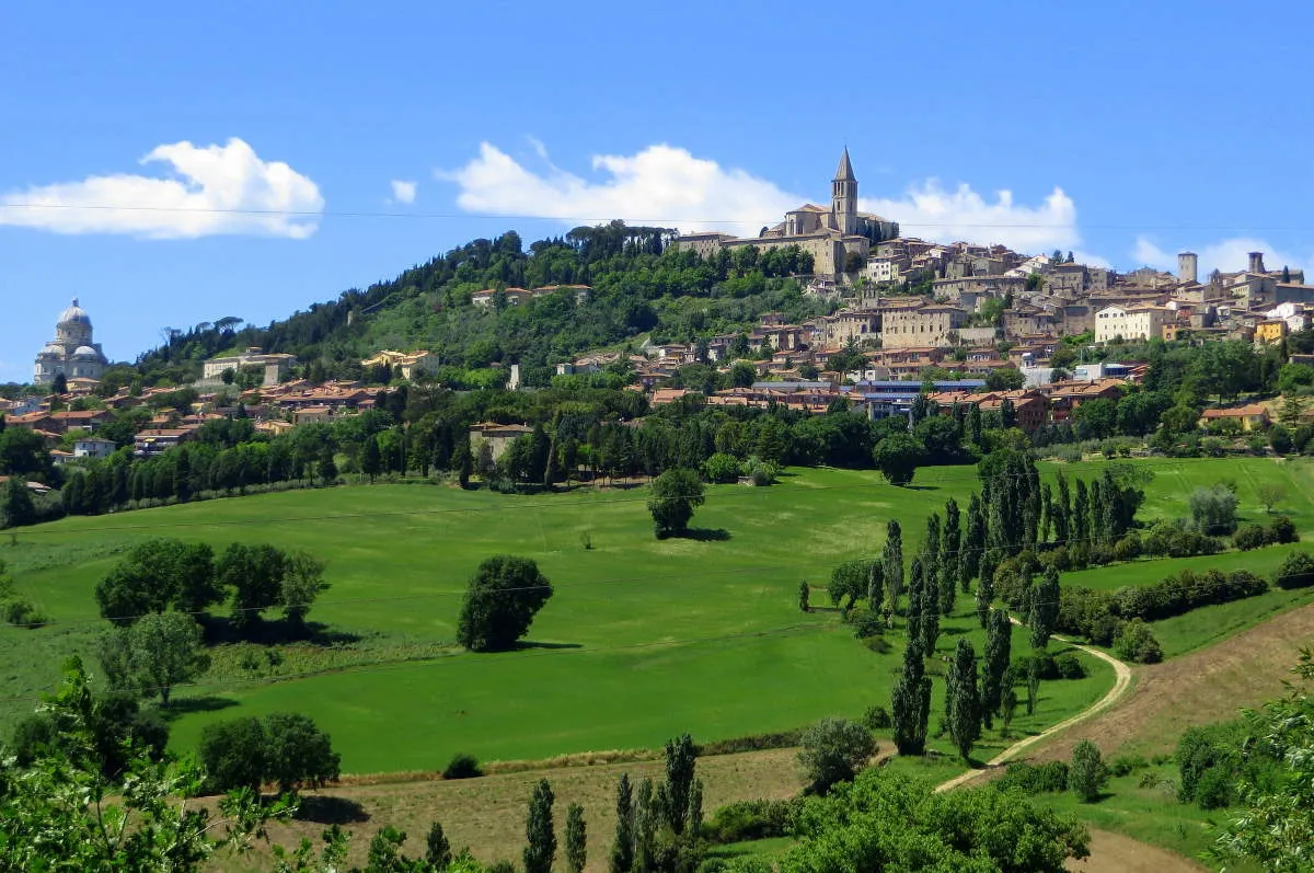 todi umbria italy