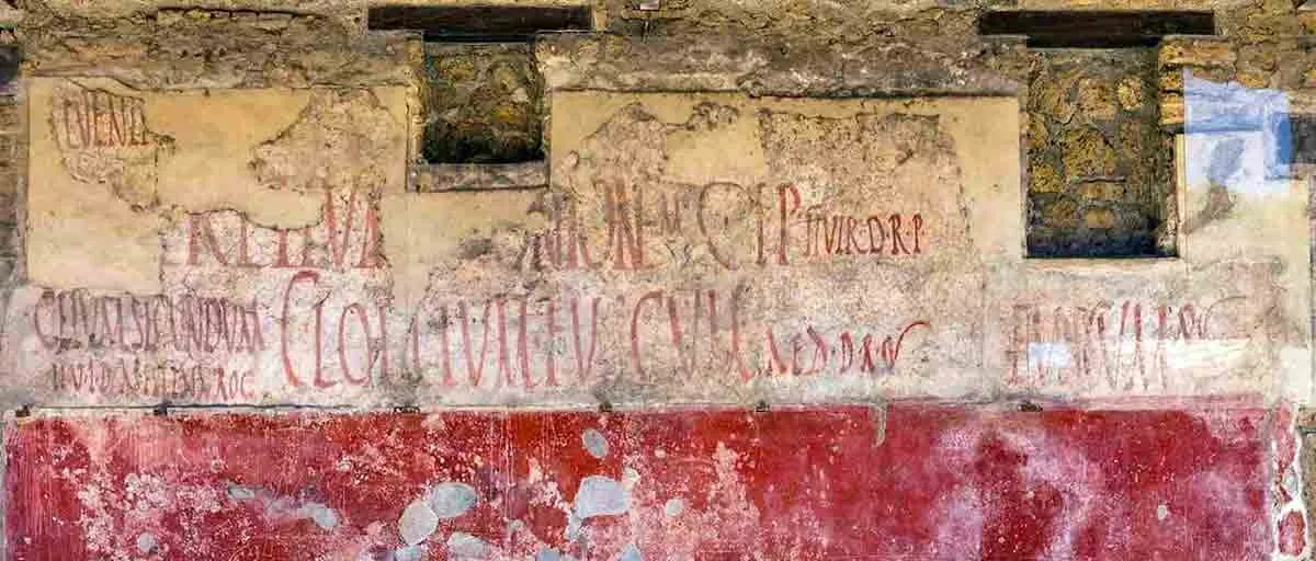 pompeii graffiti photo