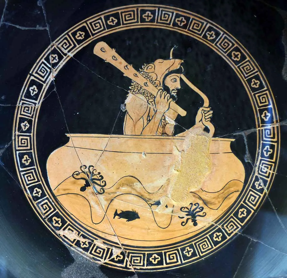 douris heracles bowl helios red figure kylix