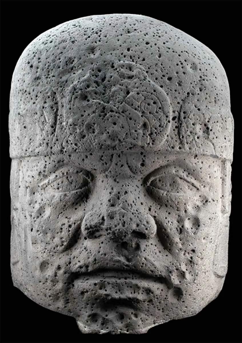 olmec colossal head