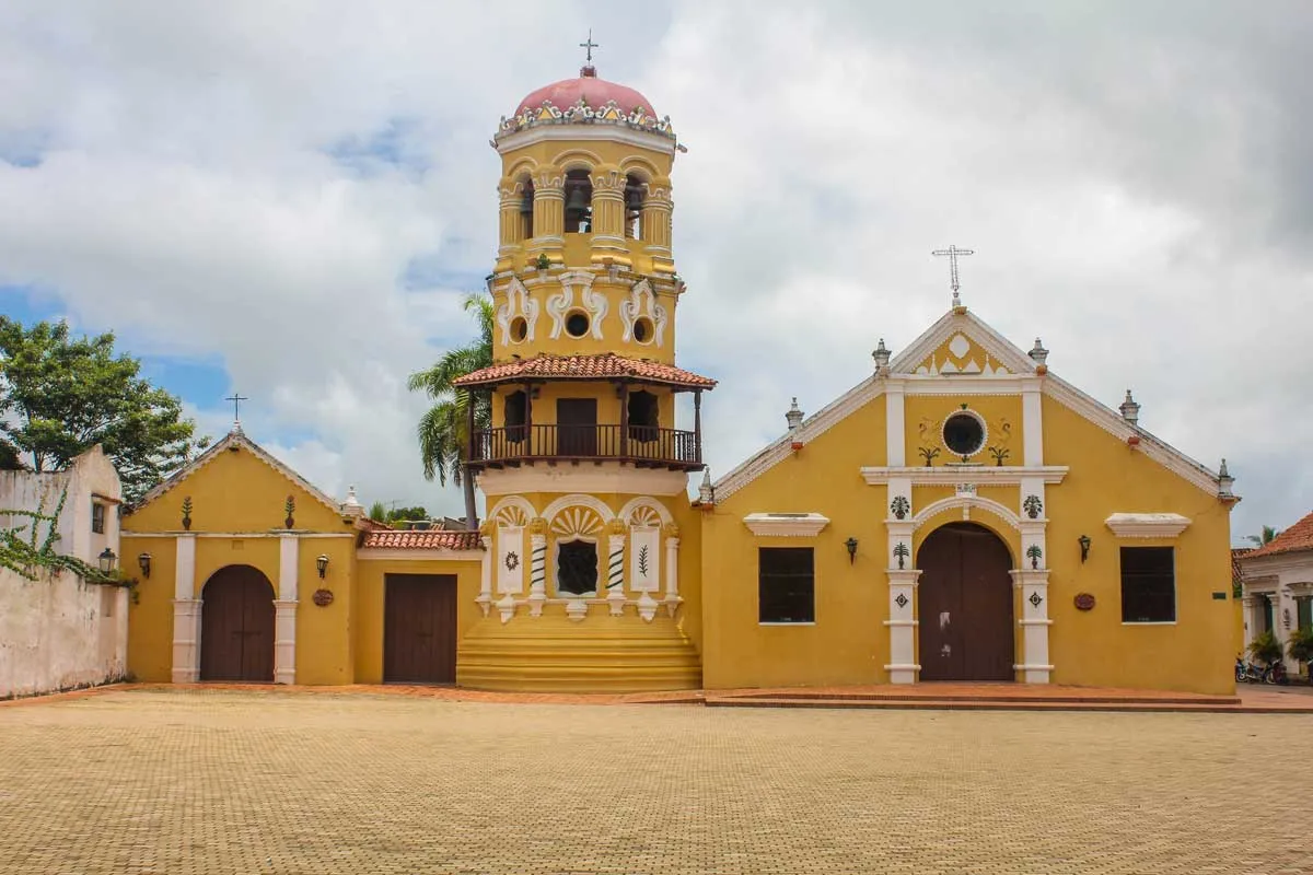 马尔克斯魔幻现实主义灵感之源：莫姆波克斯