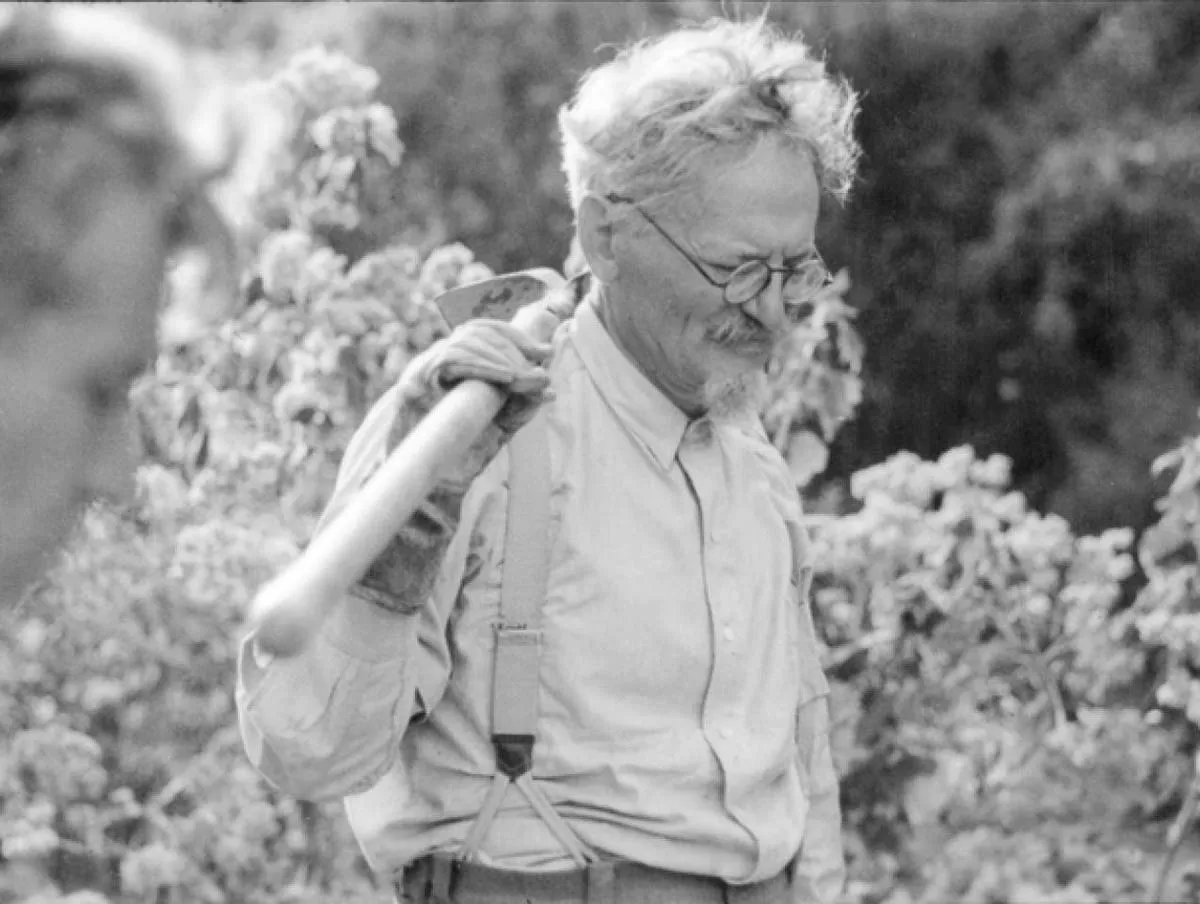 弗里达·卡罗与托洛茨基的对比之家