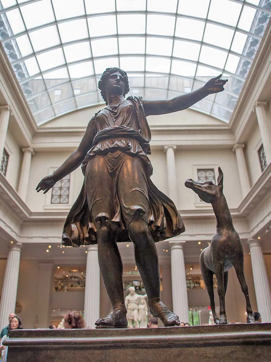 阿耳忒弥斯的神圣动物:神话中的宠物