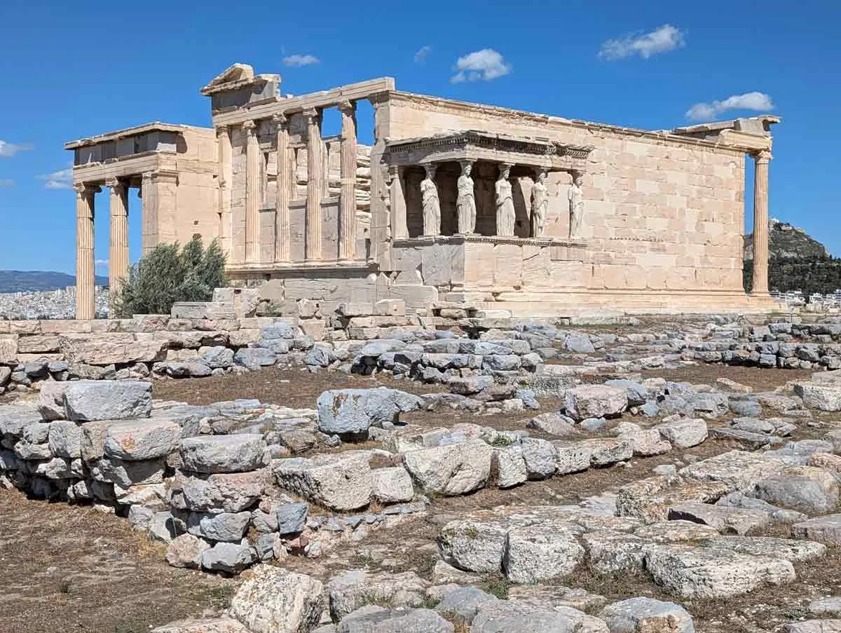 雅典娜：智慧、战争与纺织女神