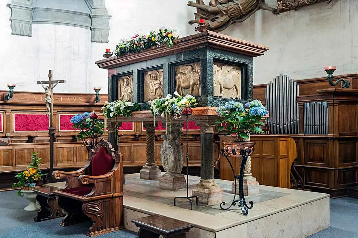 路加福音详解
(Lùjiā fúyīn xiángjiě)
(Detailed Explanation of the Gospel of Luke)